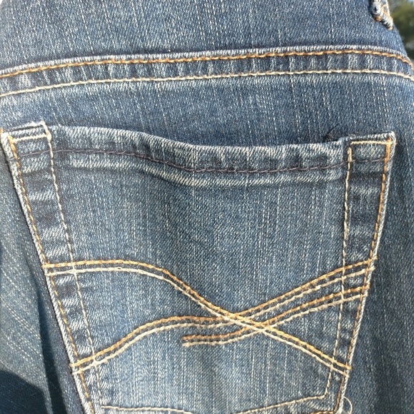 Aeropostale Women's Sized 11/12 Boot Cut Jeans - Picture 3 of 6